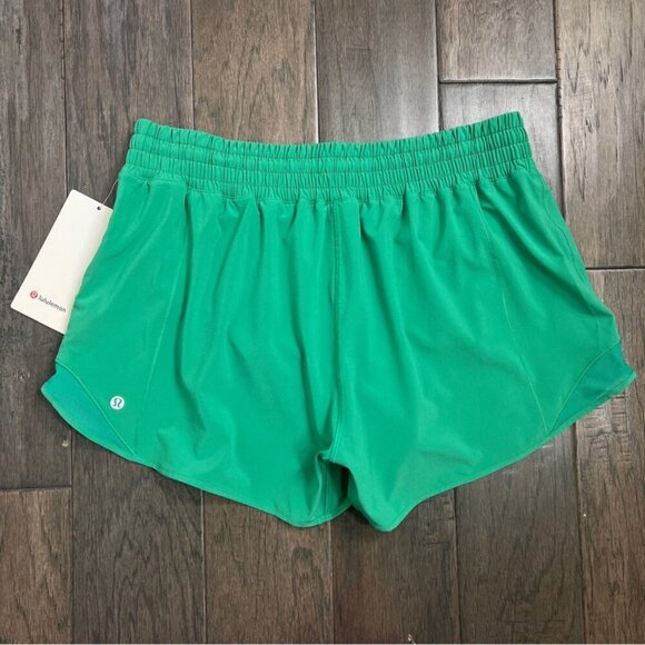 Lululemon NWT Hotty Hot High-Rise Lined Short 4" Kelly Green - Picture 3 of 9